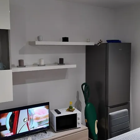 Tra Mare E Monti Apartment *